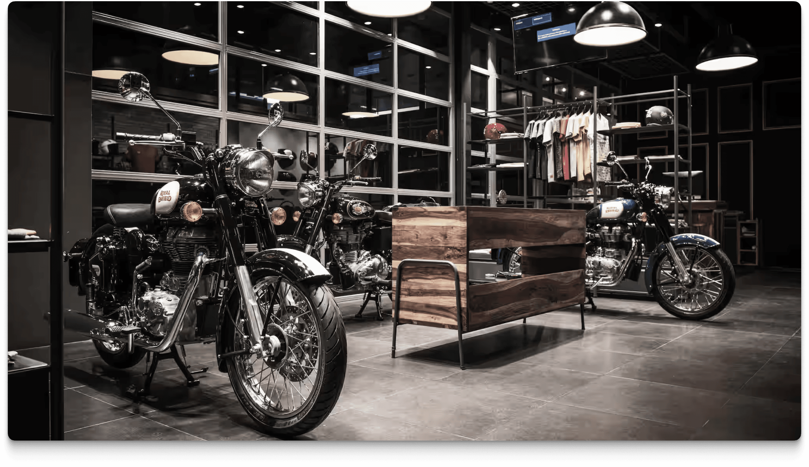 Main Floor · 45+ Models